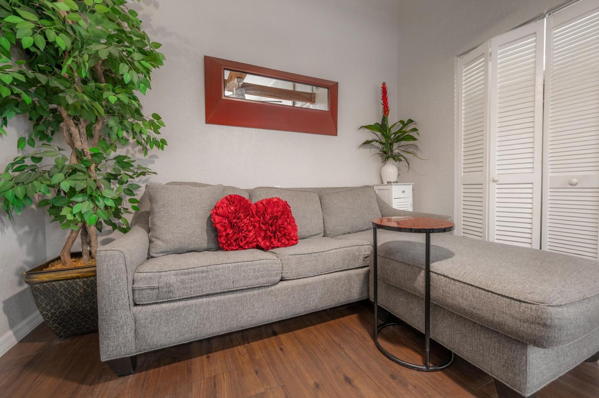 Hidden Couples Loft Retreat In Heights Foodie District Tampa Buitenkant foto