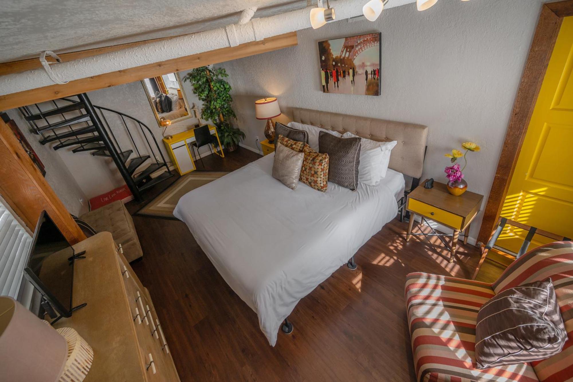 Hidden Couples Loft Retreat In Heights Foodie District Tampa Buitenkant foto